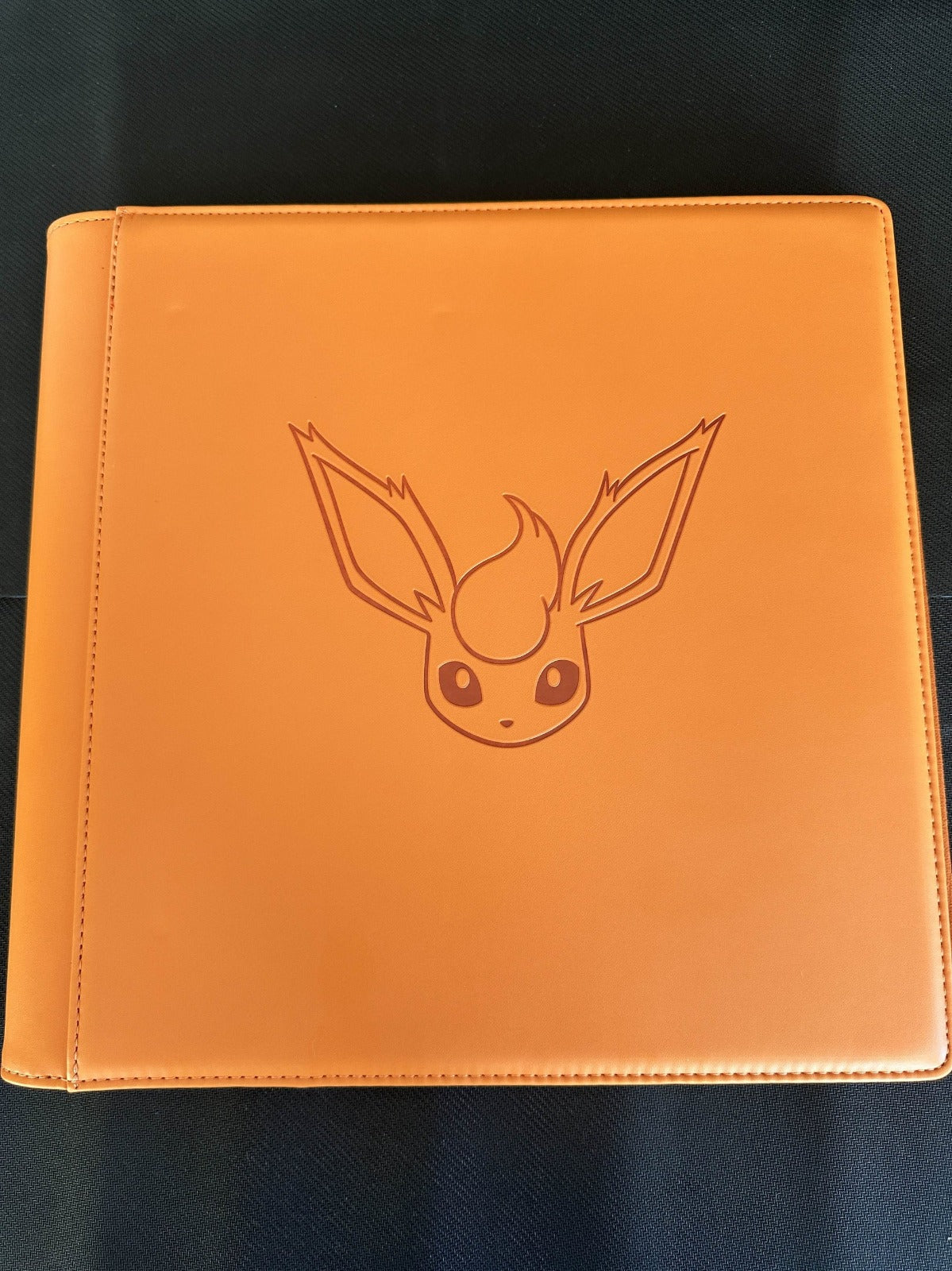 Binder - Eevee Evolution Advanced Gift Box (P.O.)