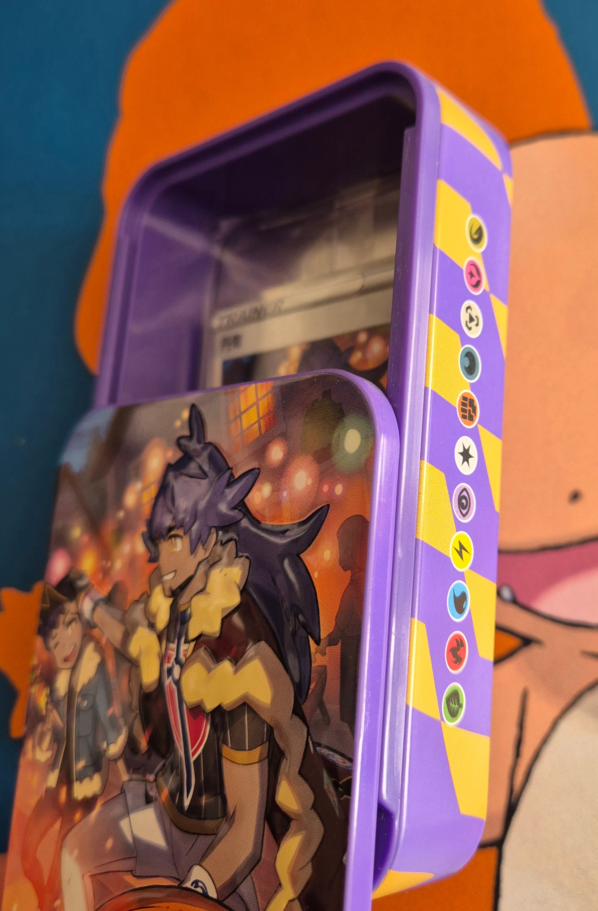 Embossed Leon & Zard Tin (+ Promo)
